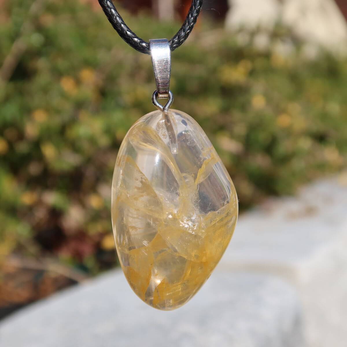 Limonit Quarz Anhänger - Golden Healer - Lebensfreude - Nr. 21, funkelnder Quarz mit goldbraunen Einschlüsse, einzigartiger Schmuckstein