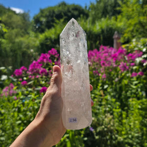 Bergkristall, Quarz, Obelisk geschliffen - 18x5x4 cm - Nr 256