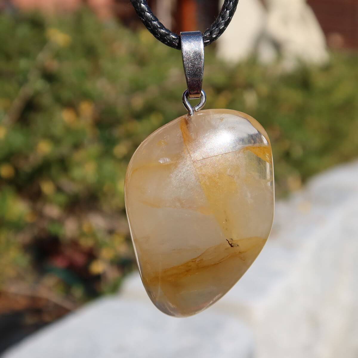 Limonit Quarz Anhänger - Golden Healer - Lebensfreude - Nr. 27 mit goldbraunen Einschlüsse und einzigartigem Design