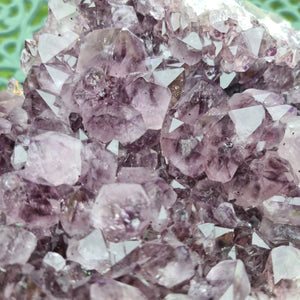 Amethyst mit großen Spitzen