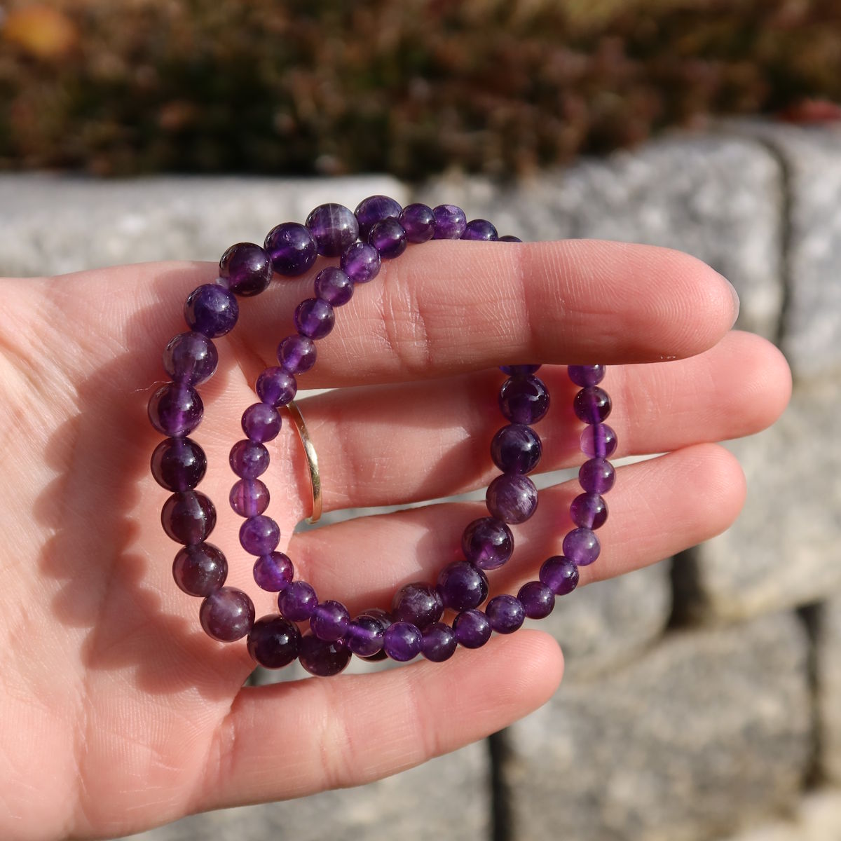 Amethyst gemstone bracelet for slim wrists in variants 4-6 or 8mm