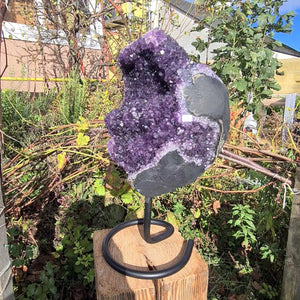 Rohe Amethyst Geode 
