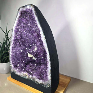 Amethyst Druse – Geode - 34x47x25cm und 34,4kg – Steinwelten OG - Nr. 453, unique gemstone home decor piece