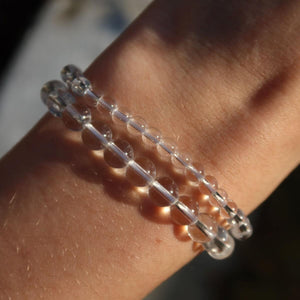 Bergkristall Edelstein Armband, klare Perlen, schmale Handgelenke, erhältlich in 4-6-8mm, kaufen bei Steinwelten Graz und Wiener Neustadt.