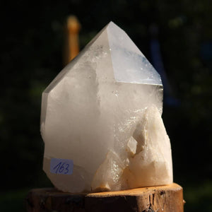 Polished Brazilian Bergkristall Quarz crystal with unique facets, Unikat Nr. 163, ideal for clarity and meditation, 9x7 cm