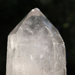 Bergkristall Quarz Spitze Unikat Nr. 164, geschliffene Kristallklarheit, 12x7 cm, ideal für Meditation, aus Brasilien