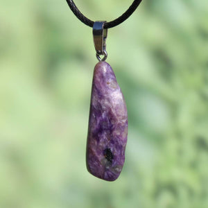 Charoit 1A Anhänger mit Silberschlaufe, tiefviolett, Tscharoit Stein, kaufen Online, einzigartiger Edelstein Graz Wiener Neustadt