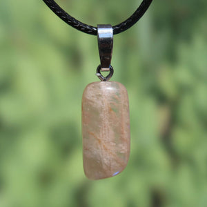 1A Qualität Mondstein Anhänger - Weiblichkeit und Intuition - UNIKAT Nr. 9, funkelnder Stein mit schimmerndem Weiß-Blau und Silberöse