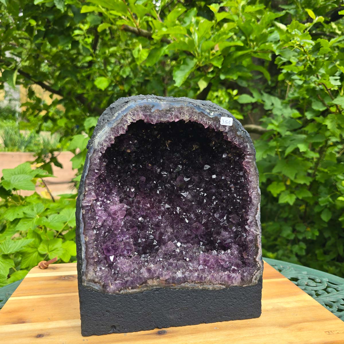 Drusă de ametist – Geodă – Armonie și relaxare - 24x20x14cm - Nr. 351