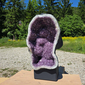 Amethyst Druse – Geode – Harmonie und Entspannung - 130x75x54cm - Nr. 101