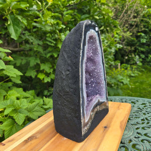 Amethyst Druse – Geode – Harmonie und Entspannung - 29x19x14cm - Nr. 285