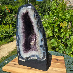 Amethyst Druse – Geode – Harmonie und Entspannung - 37x20x14cm - Nr. 257