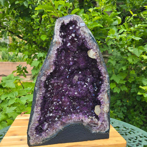 Amethyst-Drus – Geod – Harmonie an Entspanung - 37x25x17cm - Nr. 376