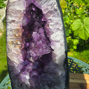 Amethyst Druse – Geode – Harmonie und Entspannung - 38x19x20cm - Nr. 260
