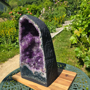 Ametisto drūzė – geoda – harmonija ir atsipalaidavimas - 41x21x22cm - Nr. 205