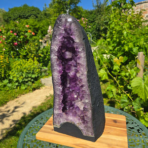 Amethyst Druse – Geode – Harmonie und Entspannung - 49x20x21cm - Nr. 249