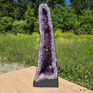 Ametistna drusa – geoda – harmonija i opuštanje - 99x33x29cm - br. 150