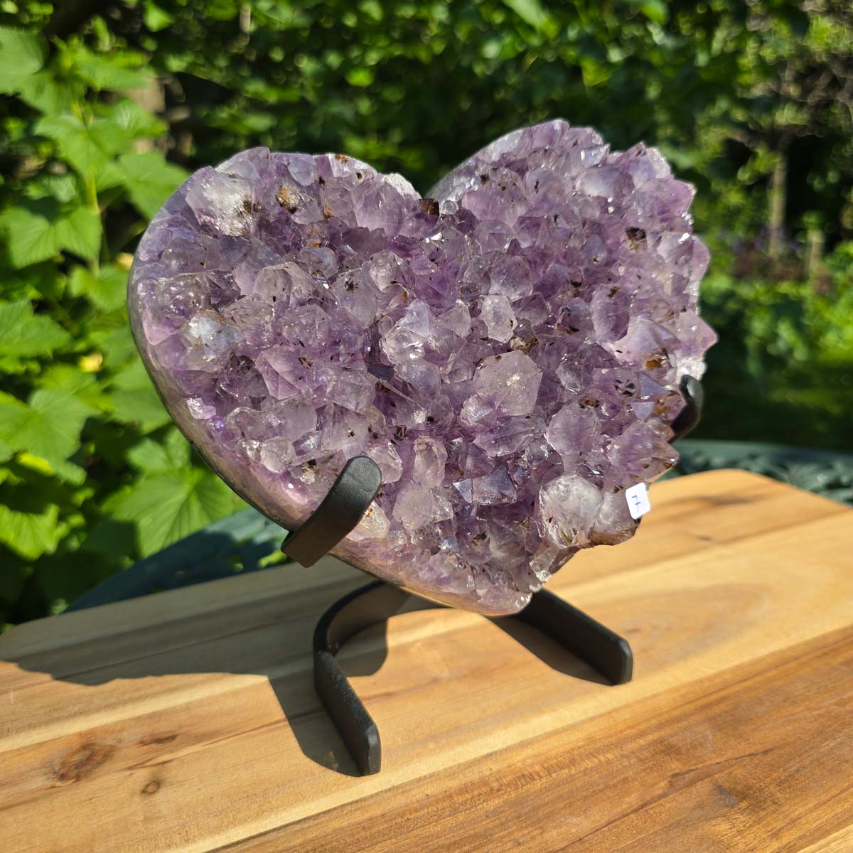 Amethyst Druse Amethyst Geode in Herzform mit Metallsockel 18x18x10cm - NR-7 auf stabilem Halter.