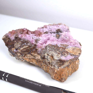 Kobalt Calcit Rohstein 10x7x4 cm, einzigartige pinke Kristallstruktur, naturbelassen, marokkanische Mineralien Rarität