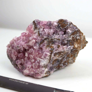 Kobalt Calcit raw mineral, 8x6x6 cm, pink crystal from Morocco, unique collector's item, natural and untreated, UNIKAT Nr. 11