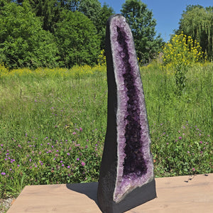 Ametistna drusa – geoda – harmonija i opuštanje - 99x33x29cm - br. 150