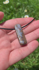 Halskettenanhänger aus Opal