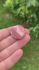 Rhodochrosit Stein für die Hosentasche 