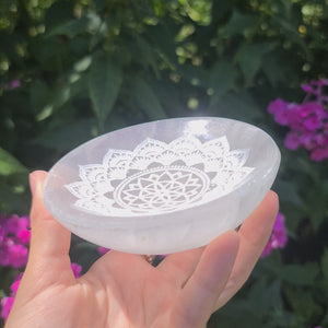 Selenitschale mit Mandala von Steinwelten 
